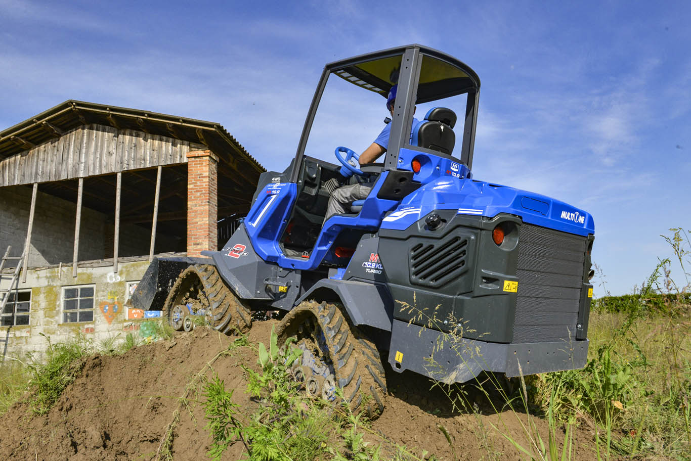 MultiOne @ SaMoTer 2020 mini loaders for construction - Multione